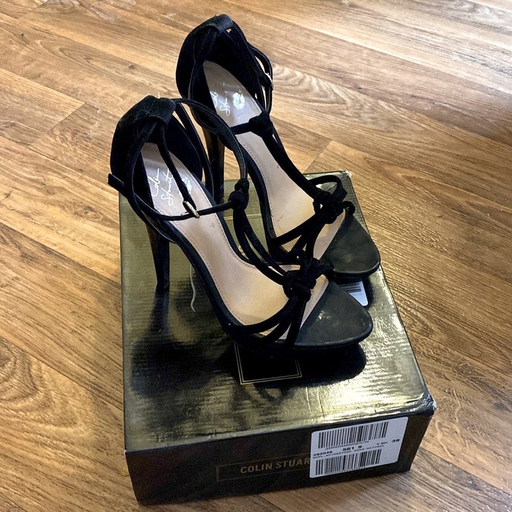 Colin Stuart size 9 black heels